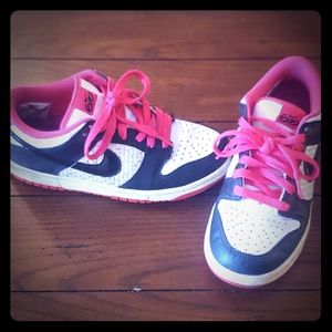 Nike 6.0's Pink, Black and White